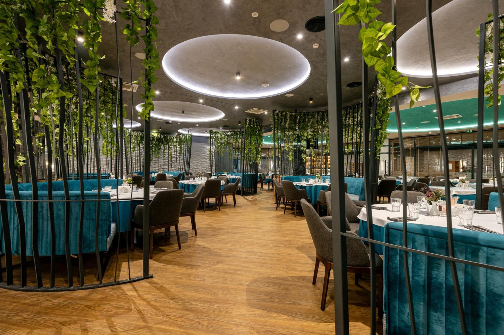 Empire Balneo & Spa Hotel 히사랴 외부 사진