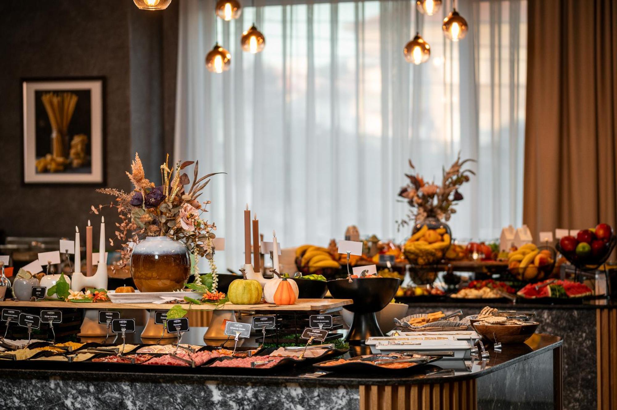 Empire Balneo & Spa Hotel 히사랴 외부 사진